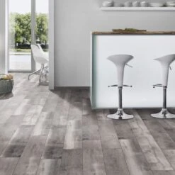 Krono Original Blackwater Oak - Vintage Classic 10mm Laminate Flooring (218071) -Flooring Discount Store blackwater oak vintage classic 10mm laminate flooring 218071 p84978 192025 image