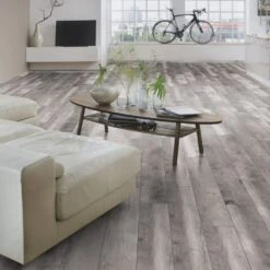 Krono Original Blackwater Oak - Vintage Classic 10mm Laminate Flooring (218071) -Flooring Discount Store blackwater oak vintage classic 10mm laminate flooring 218071 p84978 192027 image