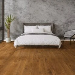 Liberty Floors Golden Oak - Classic 18mm Solid Real Wood Flooring (315131)