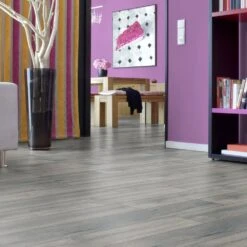 Flooring Discount Store 19 Kronotex Pettersson Grey Oak - Exquisite 8mm Laminate Flooring (160202)