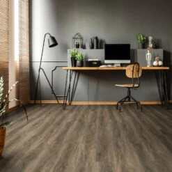 Liberty Floors Signature Oak - Impressive 6mm Rigid Core Vinyl Flooring (323044)