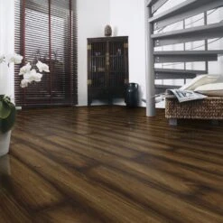 Kaindl Velvet Maple - Easy Touch 8mm High Gloss Laminate Flooring (197313)